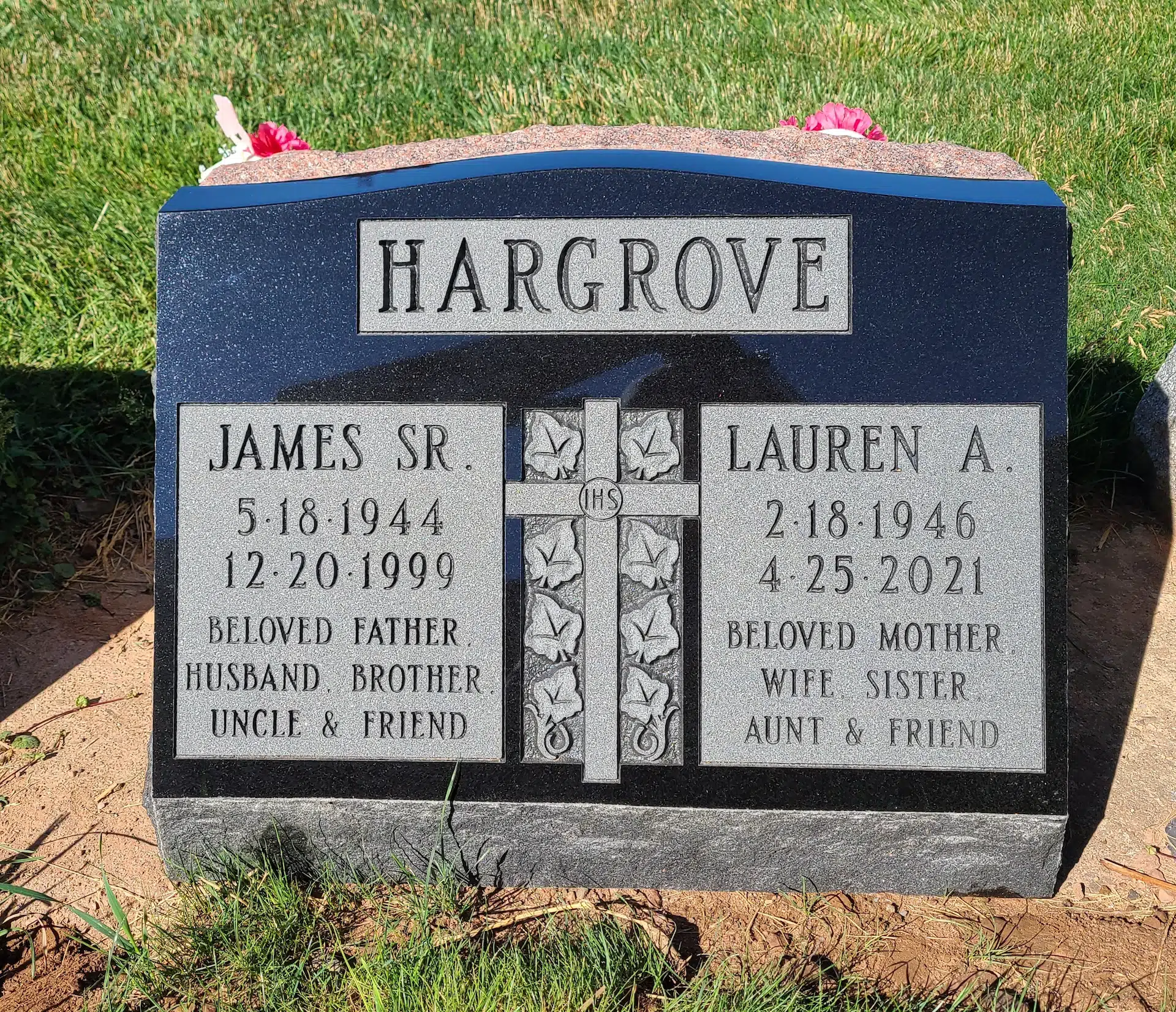 Granite Monument Design hand-carved by Monument Design Shop in NJ — image 5